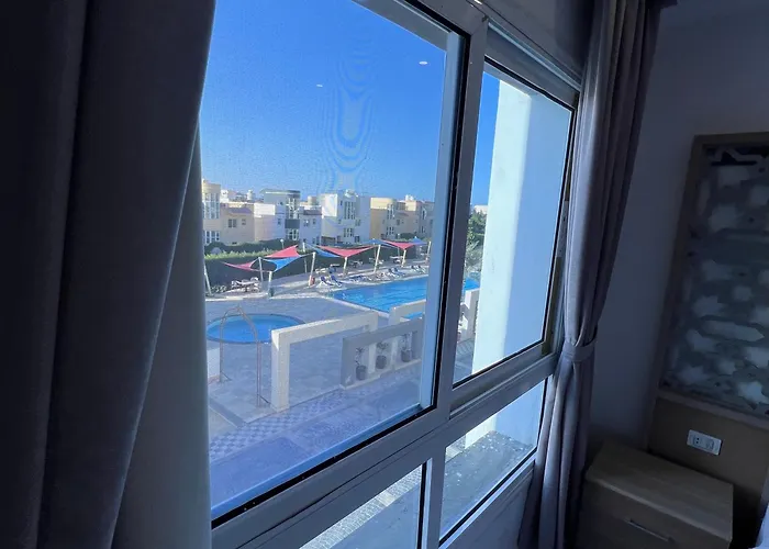 Modern Retreat With Red Sea View - Fanadir Bay